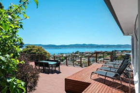 House on the Hill with a View-Sleeps 12
